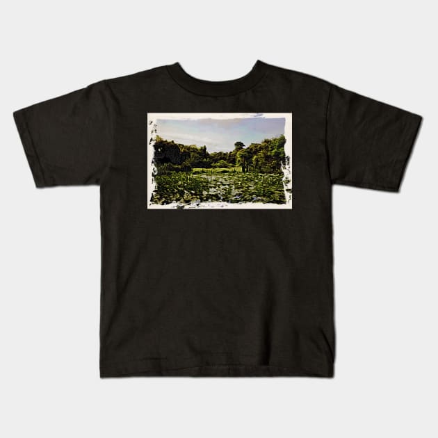 Water lily pond / Maléa is looking for the goblin - children's book WolfArt Kids T-Shirt by RaphaelWolf